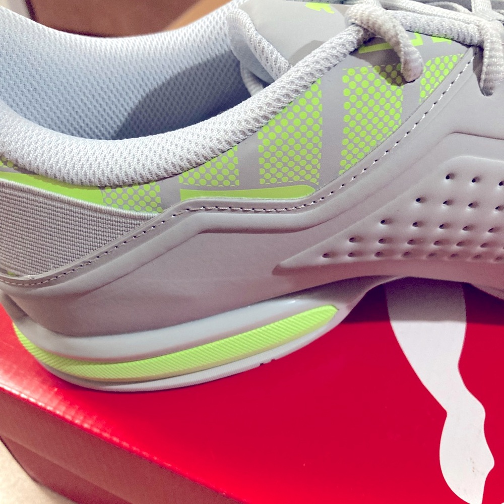 PUMA - Picture 5 of 9